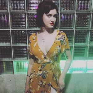 Meet your Posher, Jenny